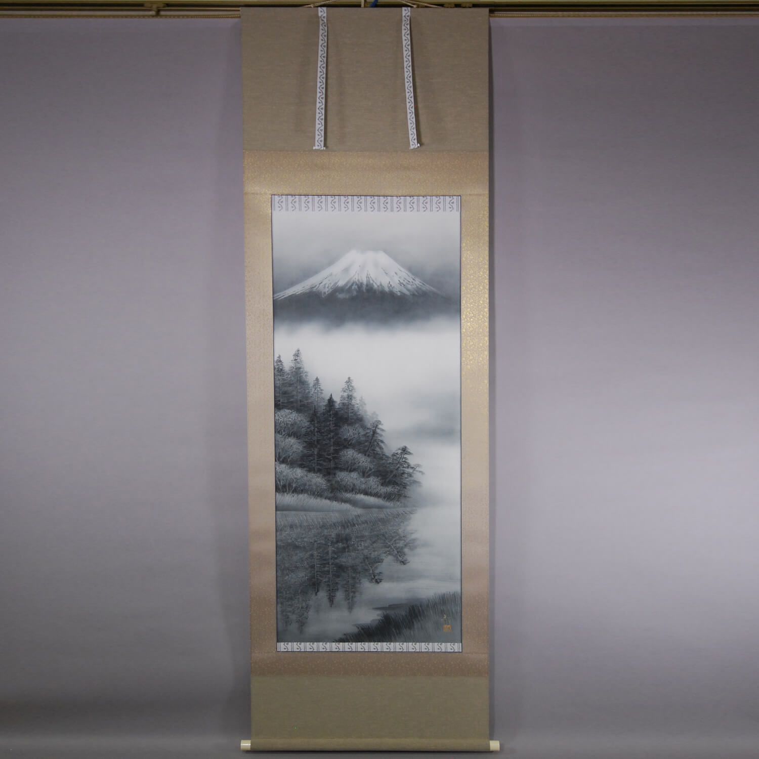 Kakejiku Hanging Scroll: Mt. Fuji / Katō Tomo