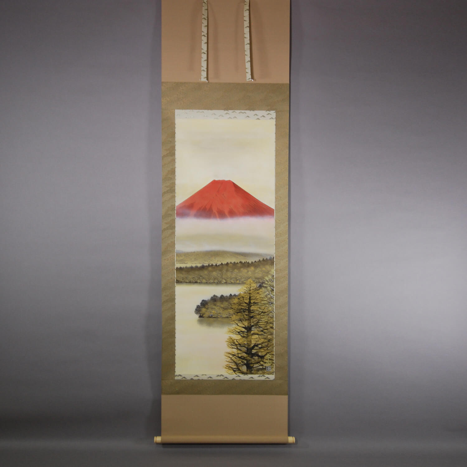 Kakejiku Hanging Scroll: Red Mt. Fuji / Takuji Yoshimura