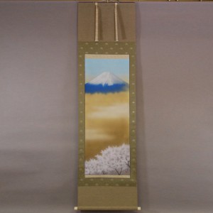0058 Mt. Fuji and Cherry Blossoms / Katō Tomo 001