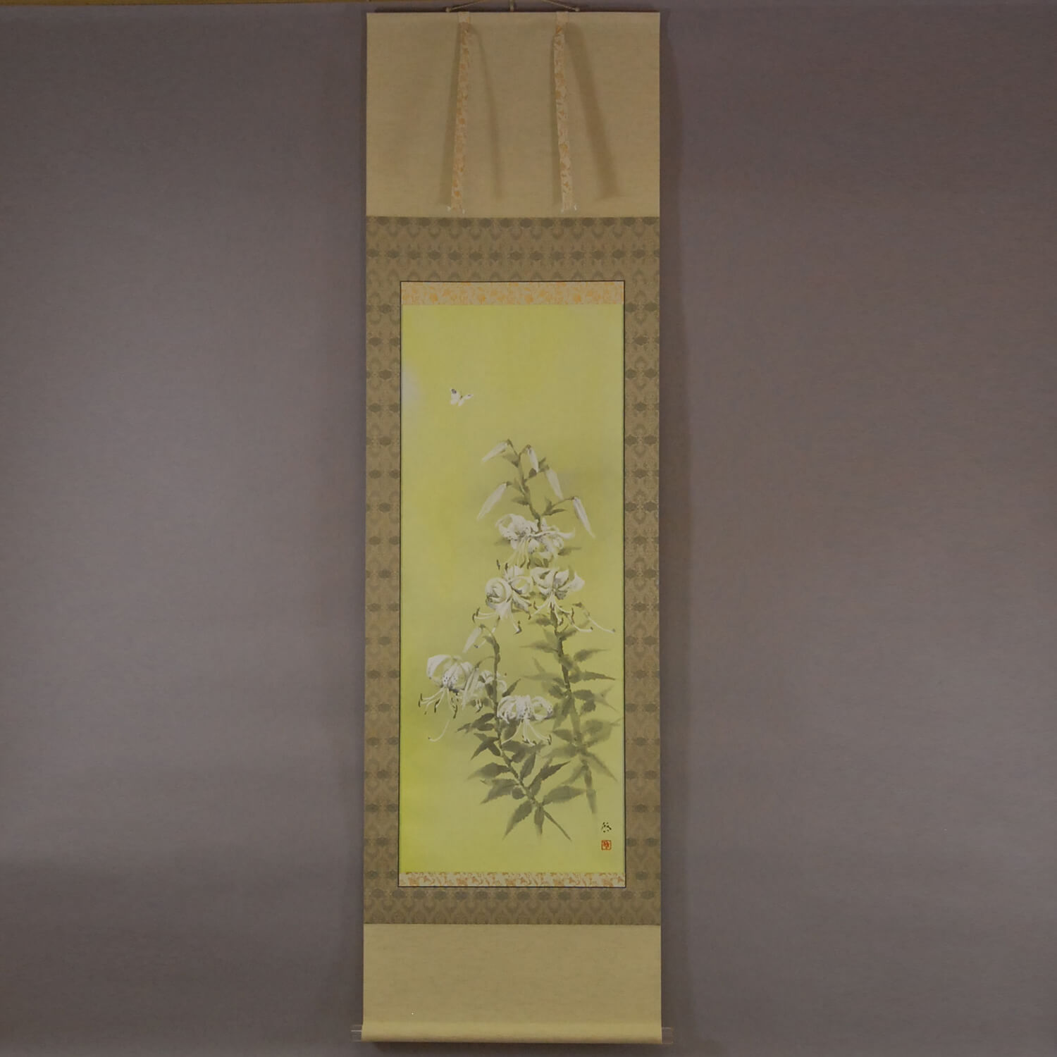 Kakejiku Hanging Scroll: Lily / Keiji Yamazaki