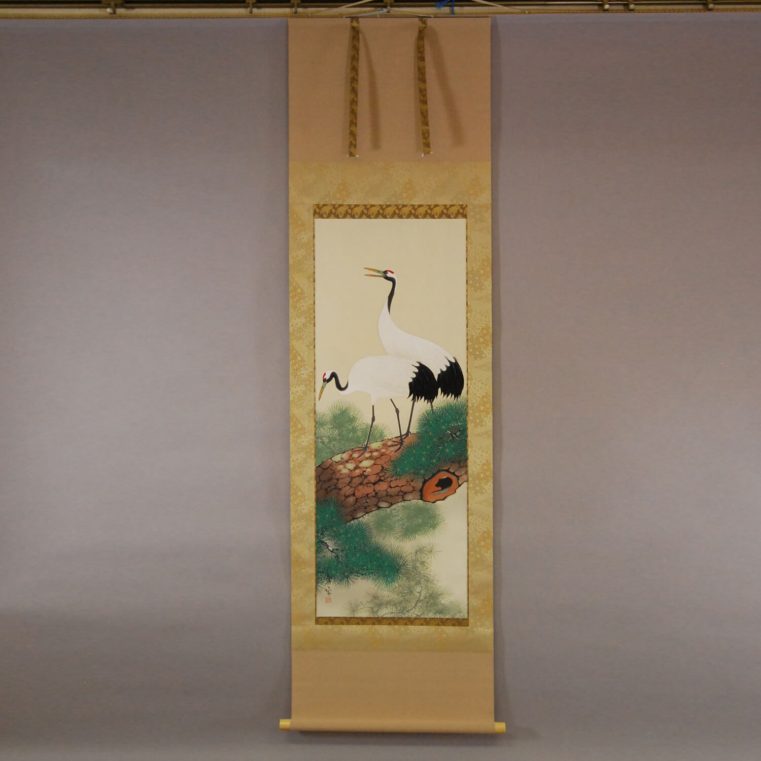 Kakejiku Hanging Scroll: Cranes on the Trunk of a Pine Tree / Shuujou Inoue