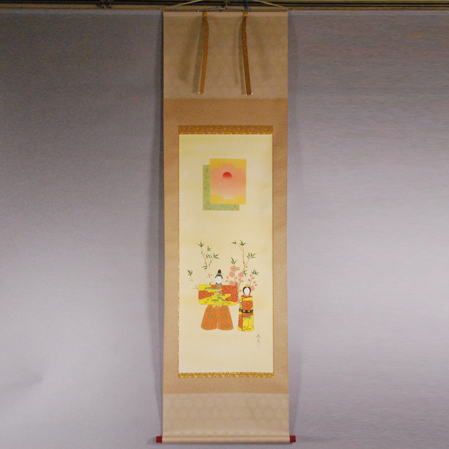 Kakejiku Hanging Scroll: Hina Dolls in Standing Poses / Masuda Shunkō