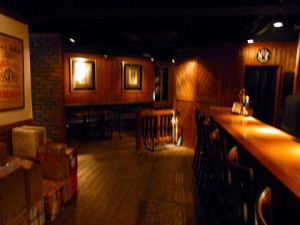 WESTERN HALL BAR 002