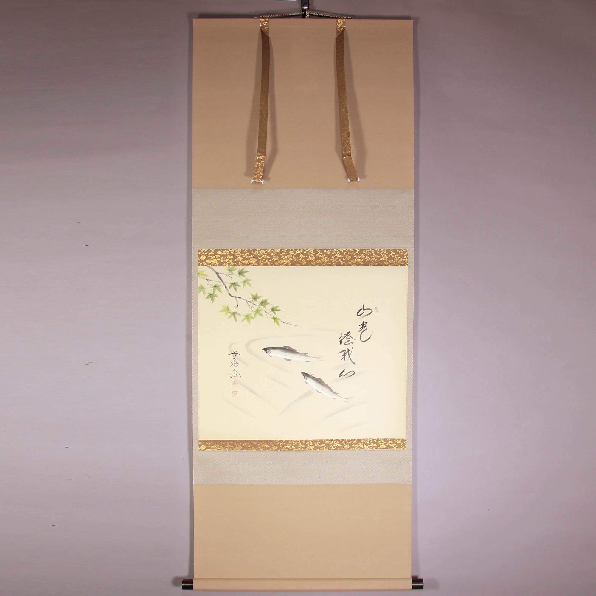 Kakejiku Hanging Scroll: Maples and Ayu Sweetfish / Nishigaki Daidō