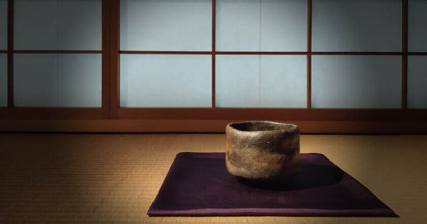 An American Customer Purchased a Kakejiku Hanging Scroll with Zen Terminology for His Tea Room