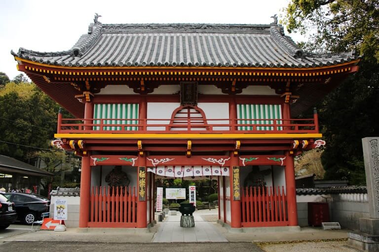 Gokuraku-ji The Vermilion-Lacquered Niō Gate